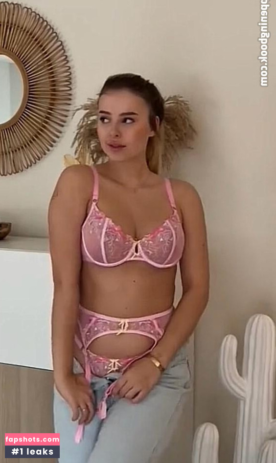 eyFreundin Nude Leaks OnlyFans Photos #44 - LeakJerk