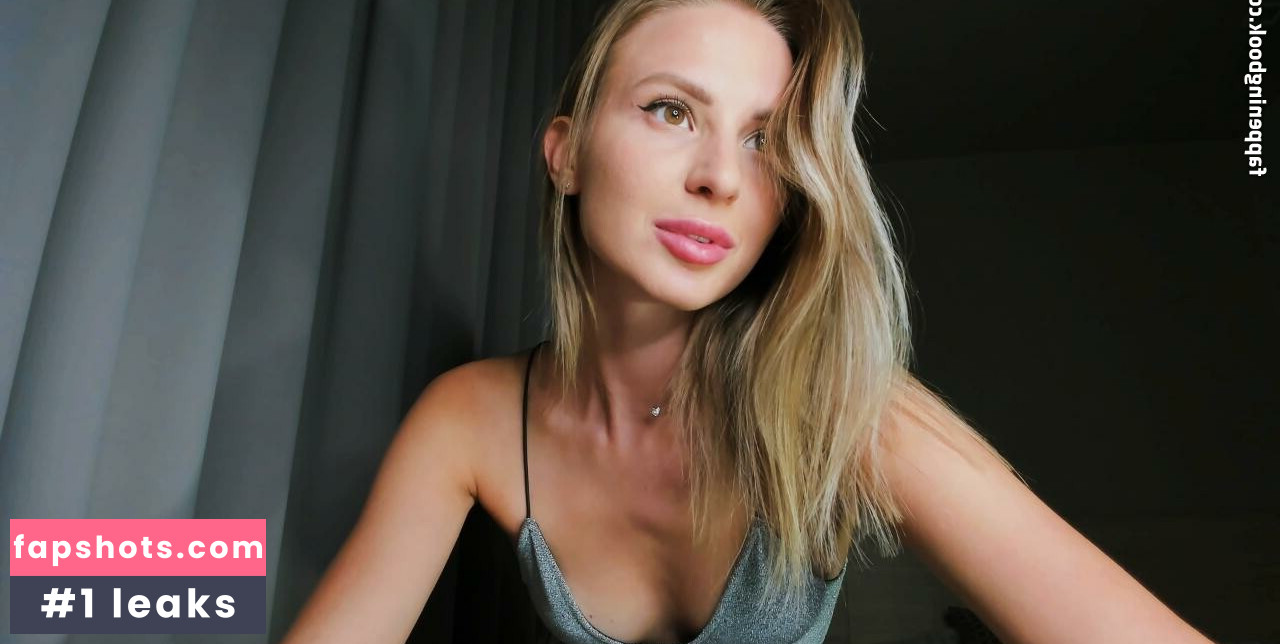 f1oraa gallery photo #2