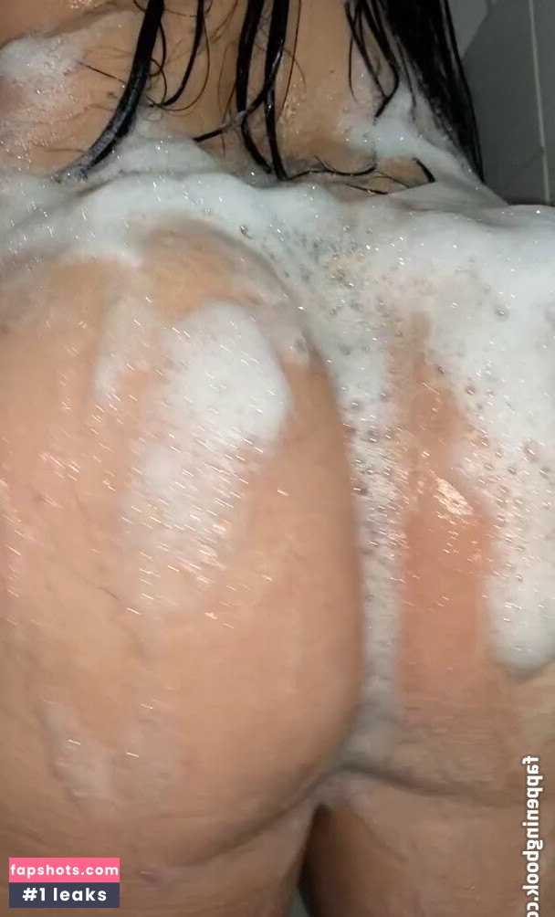 Fabiana Andrade gallery photo #26