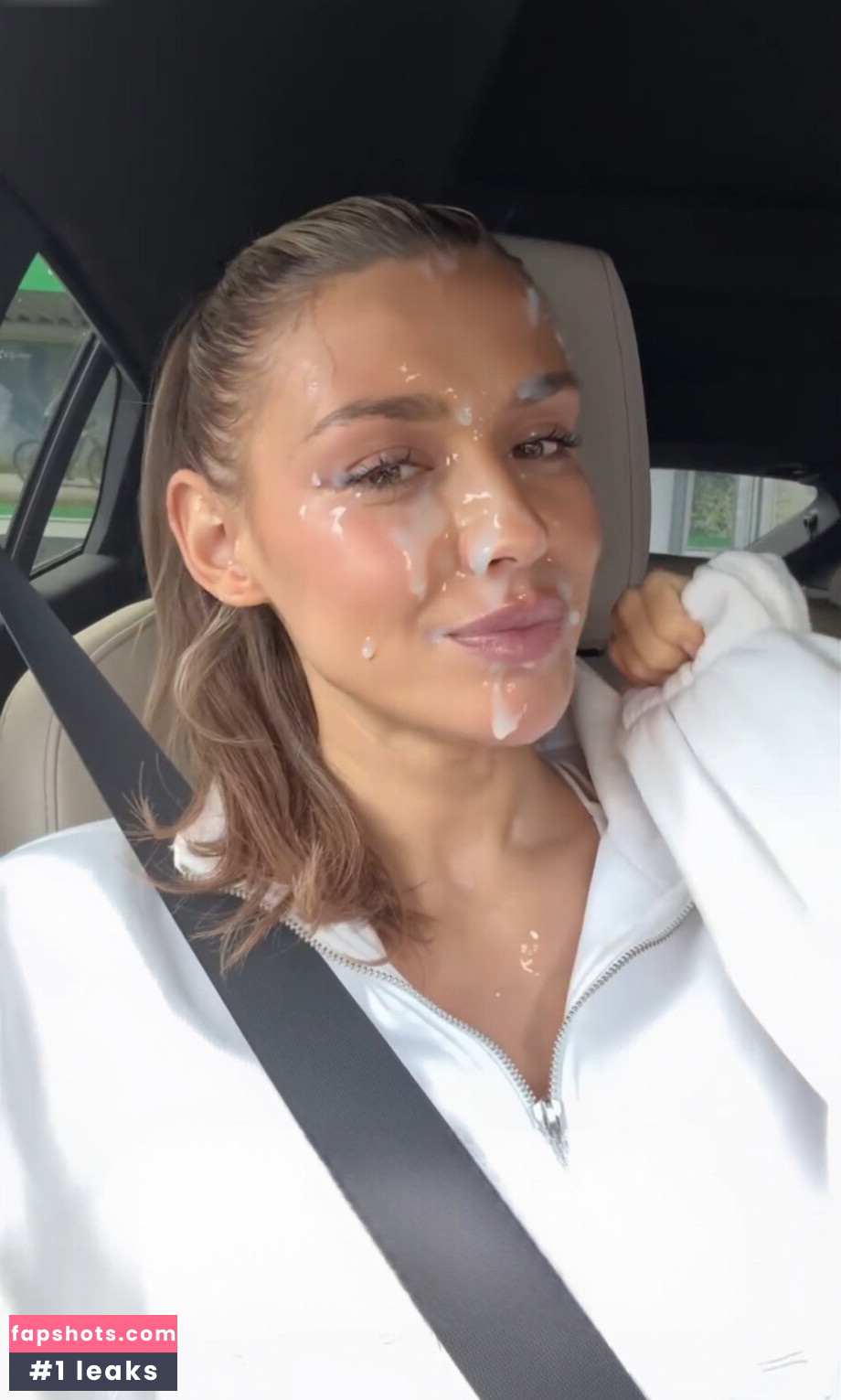 Facialize Me gallery photo #22