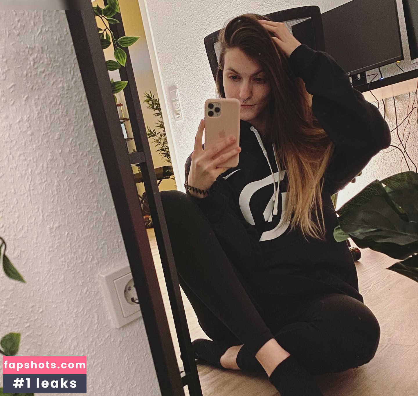 Facialize Me gallery photo #95