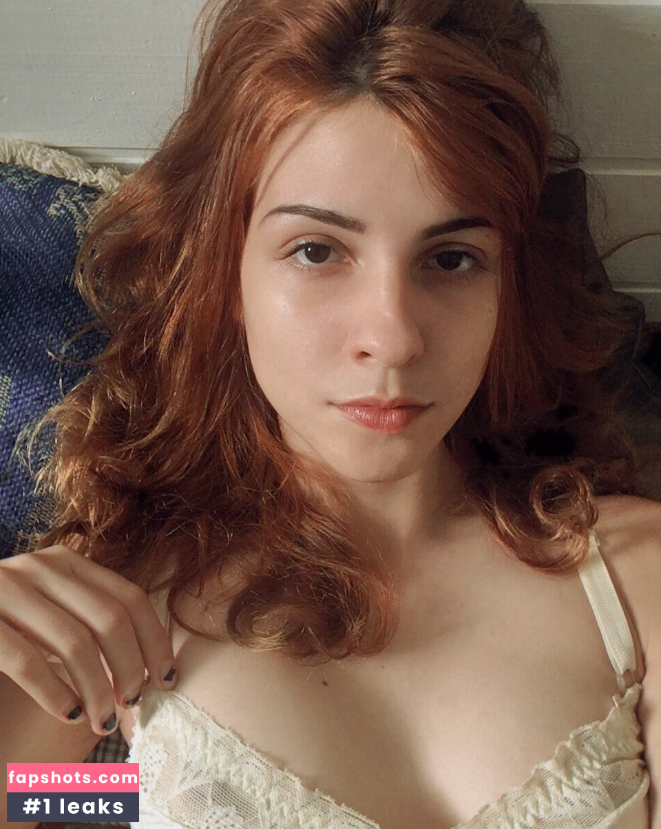 Fada Latina gallery photo #31