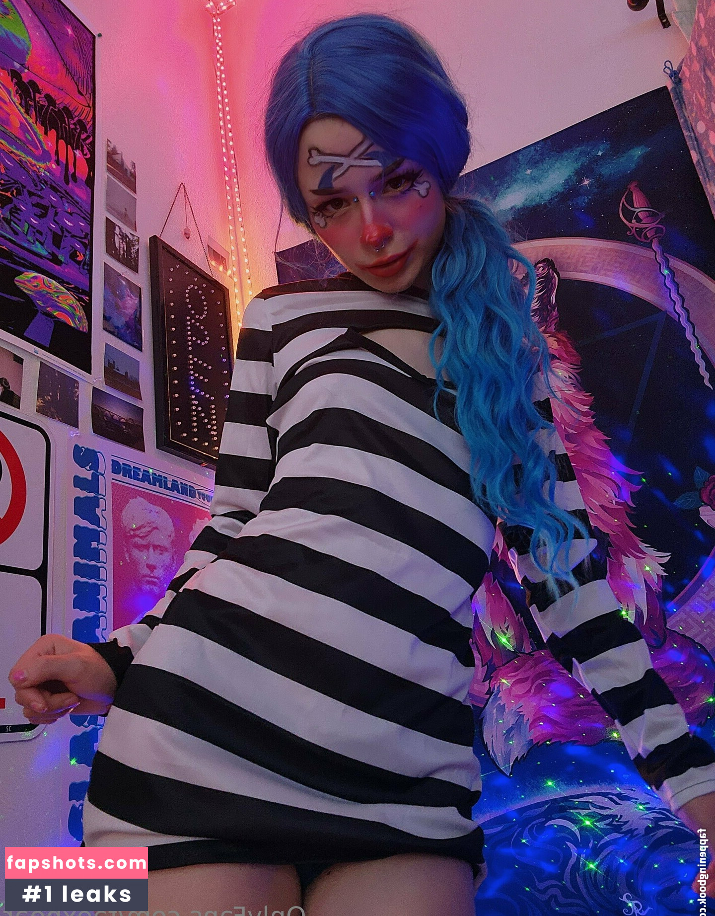 faexbear gallery photo #48