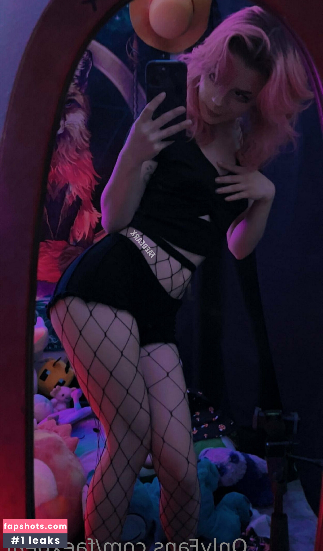 faexbear gallery photo #84