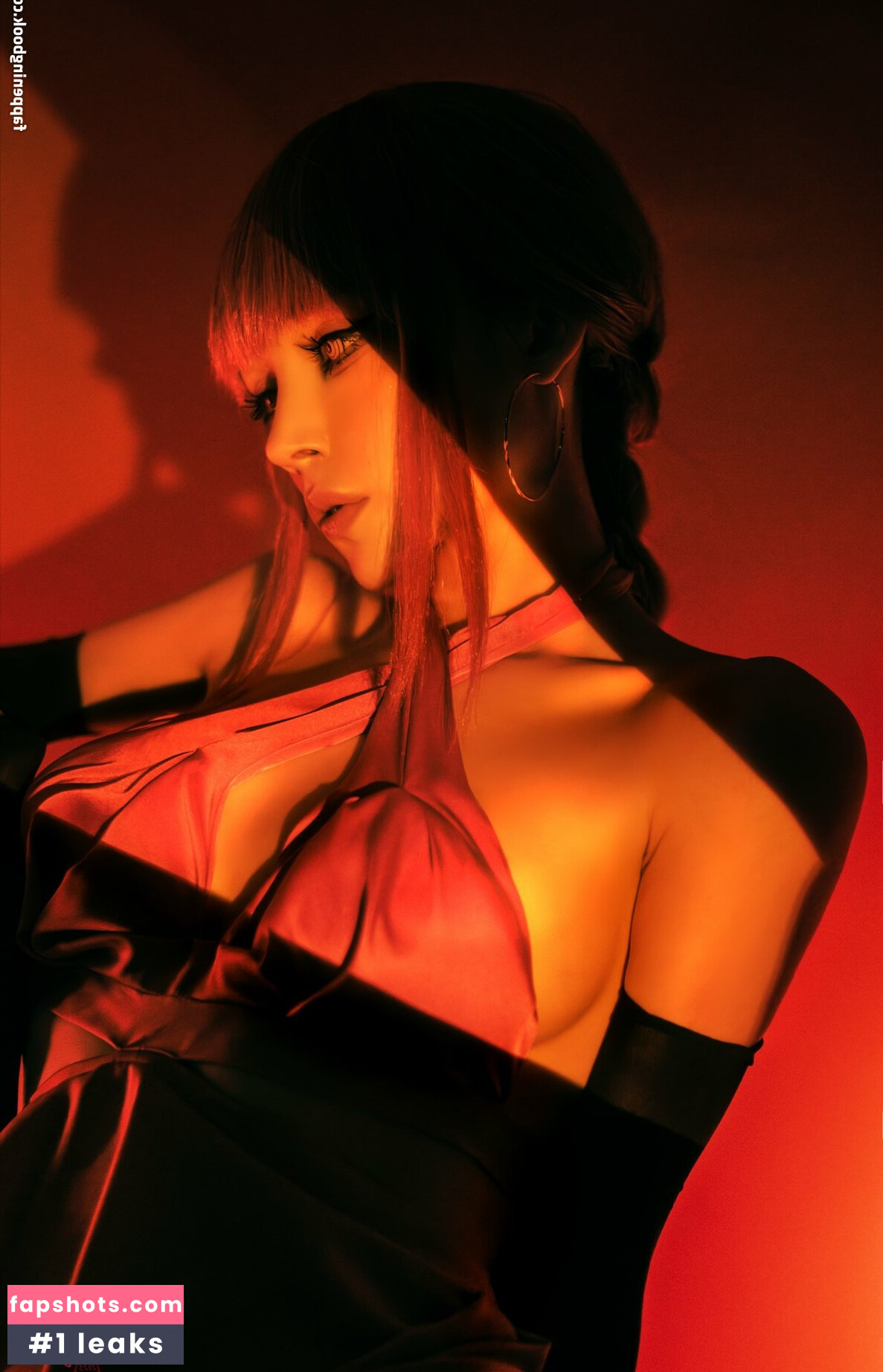 Faira Star gallery photo #2