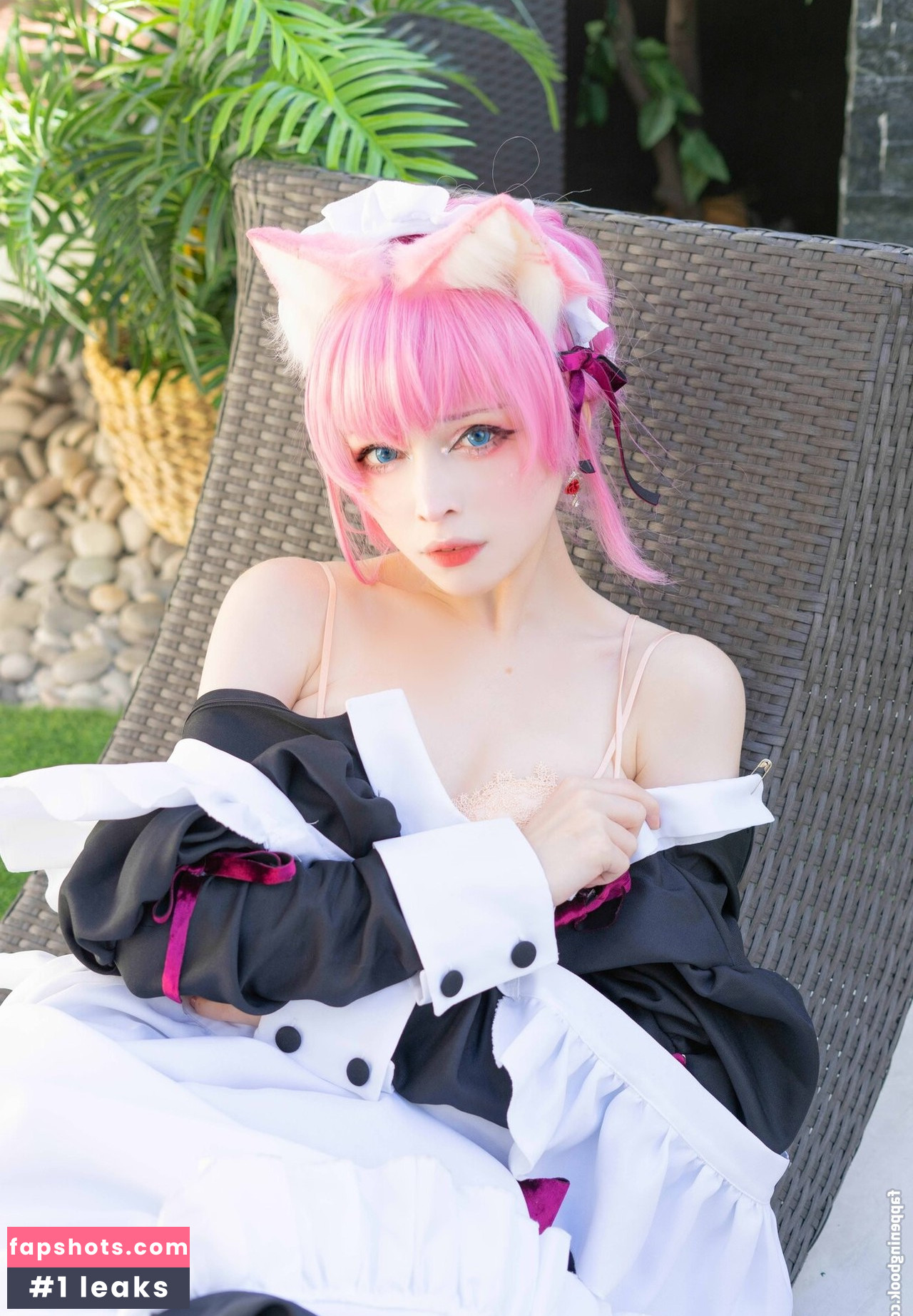 Faira Star gallery photo #64