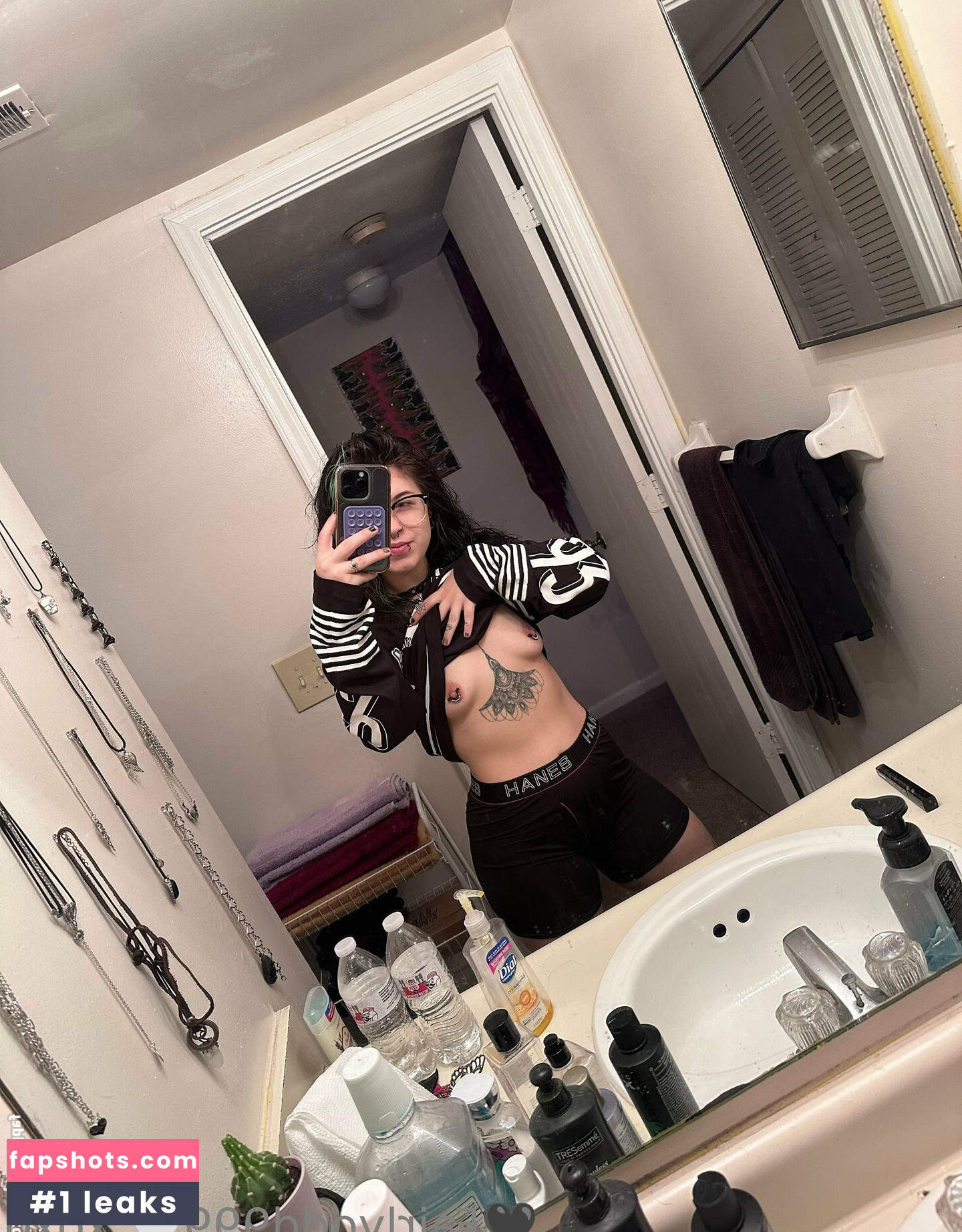 fairlyodd222 gallery photo #49