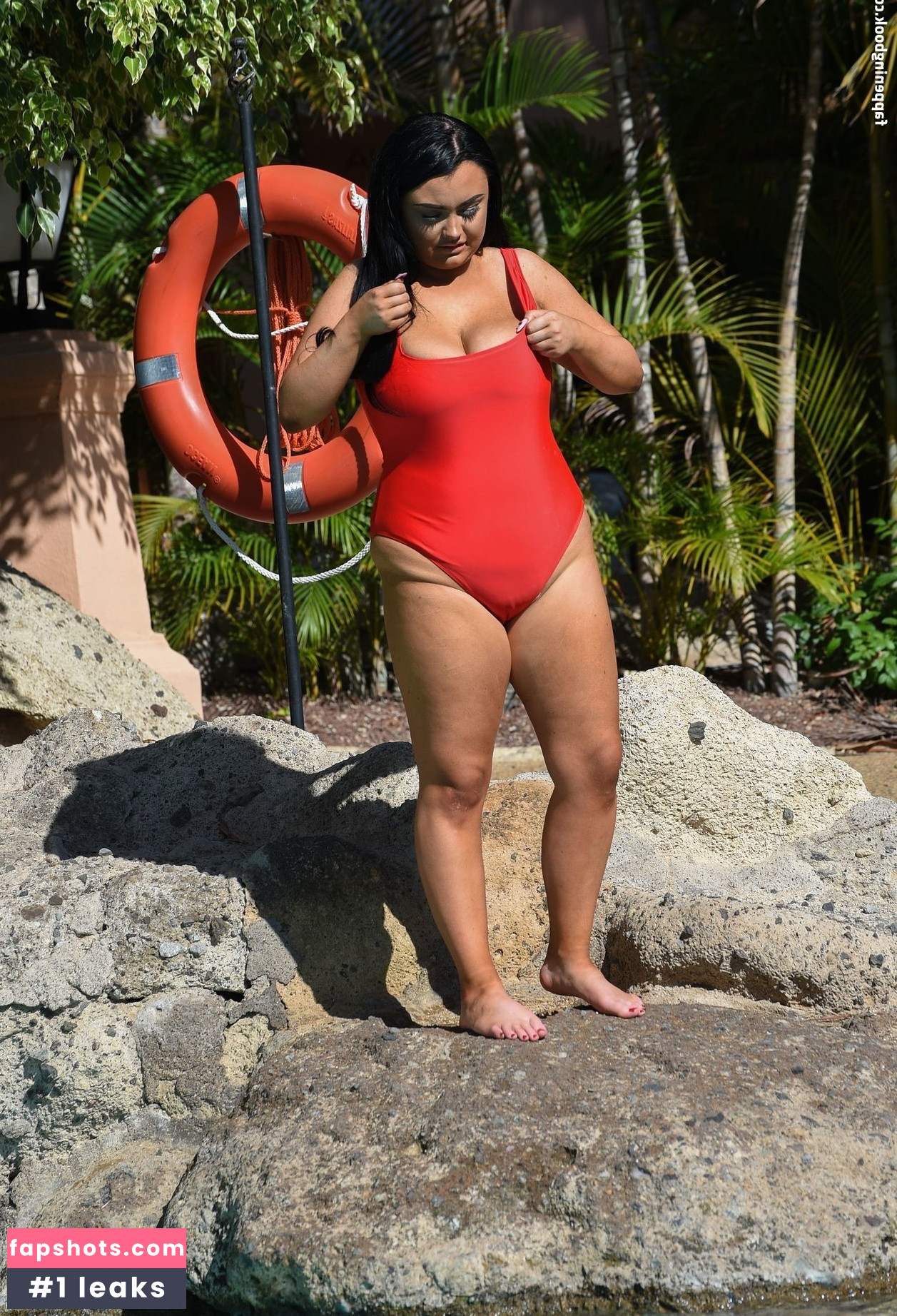 Faith Mullen gallery photo #4