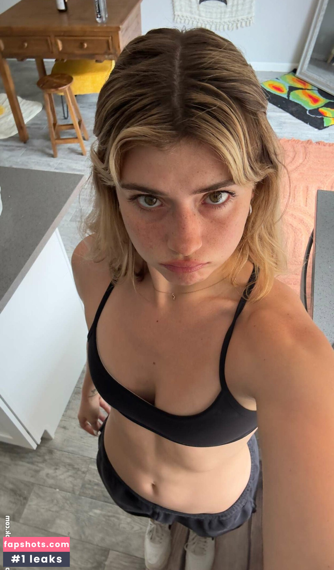 Faith Ordway nude babe gallery