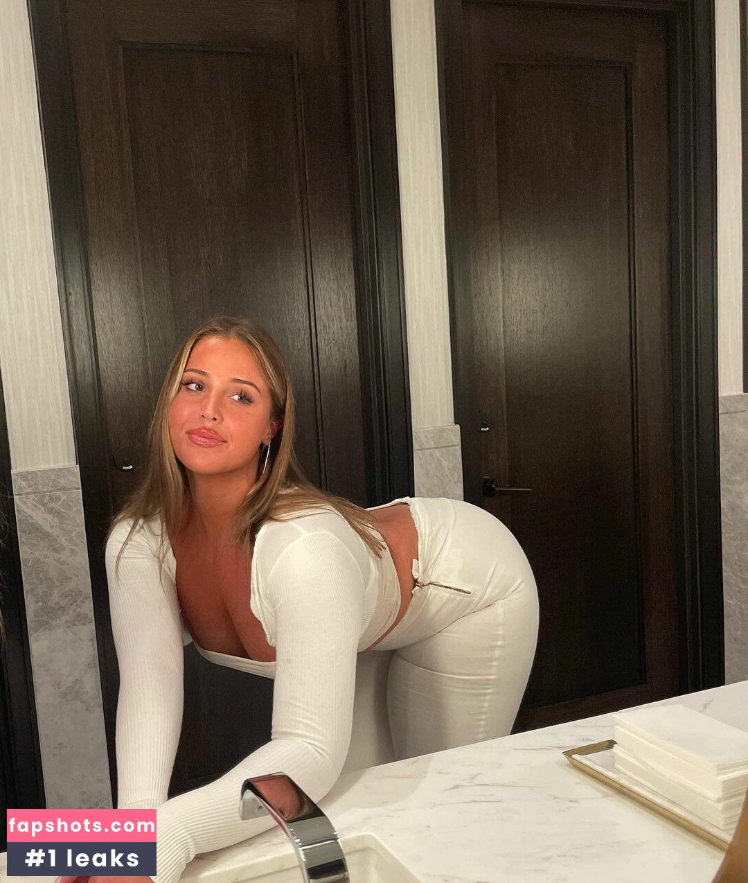 Faith Rendeiro gallery photo #15