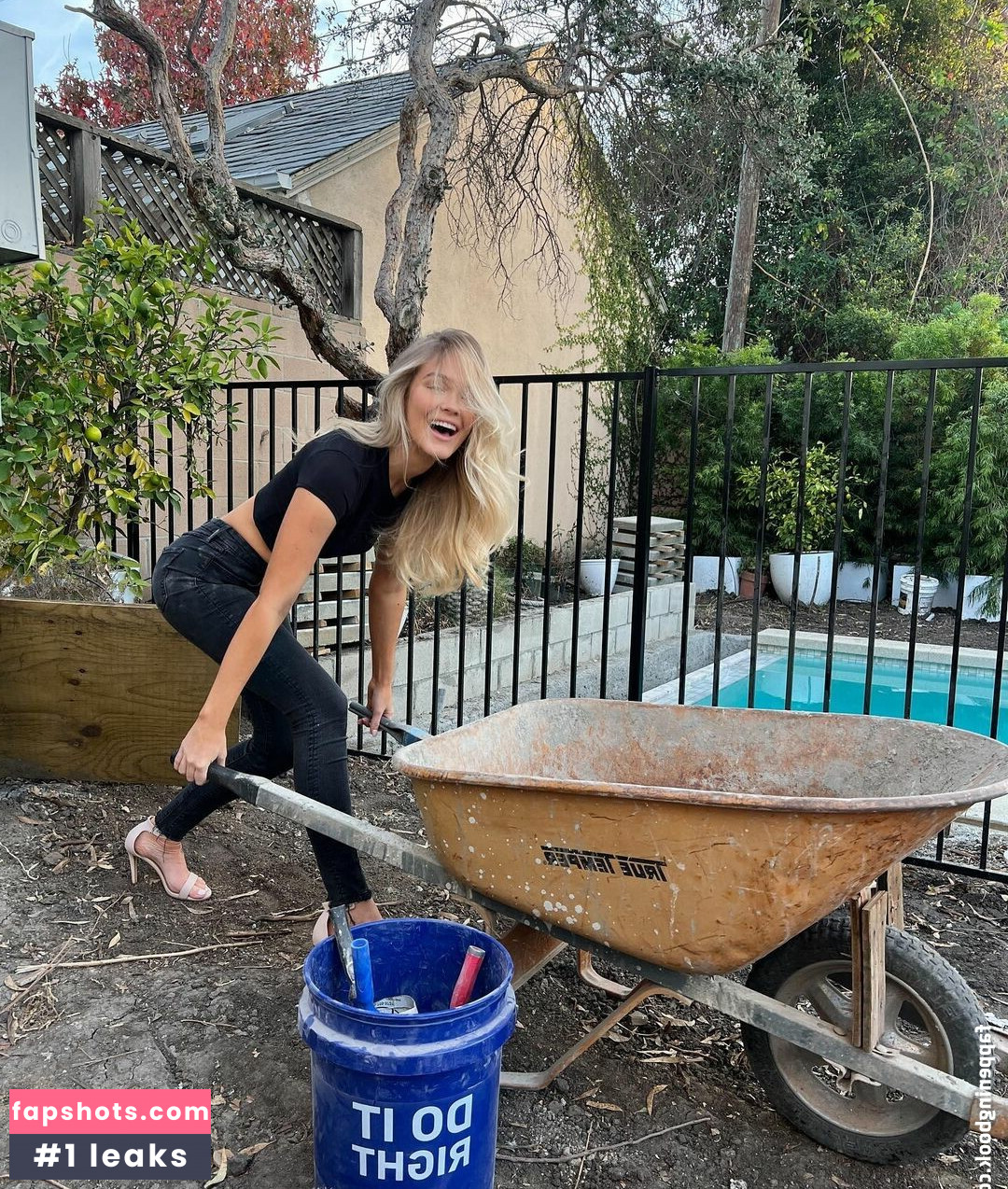 Faith Schroder Nude Leaks OnlyFans Photos #5 - LeakJerk