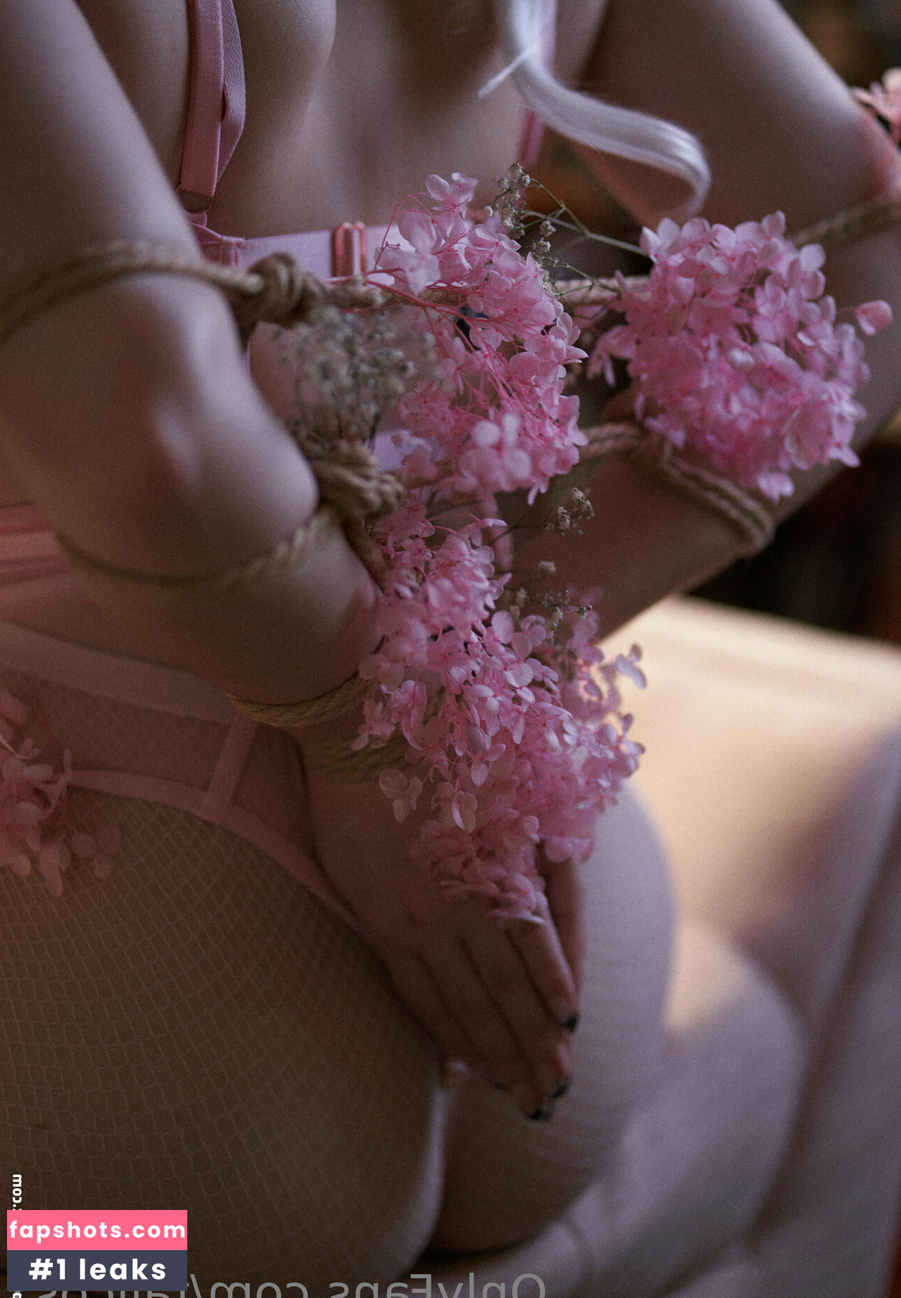 FallCosplay gallery photo #108