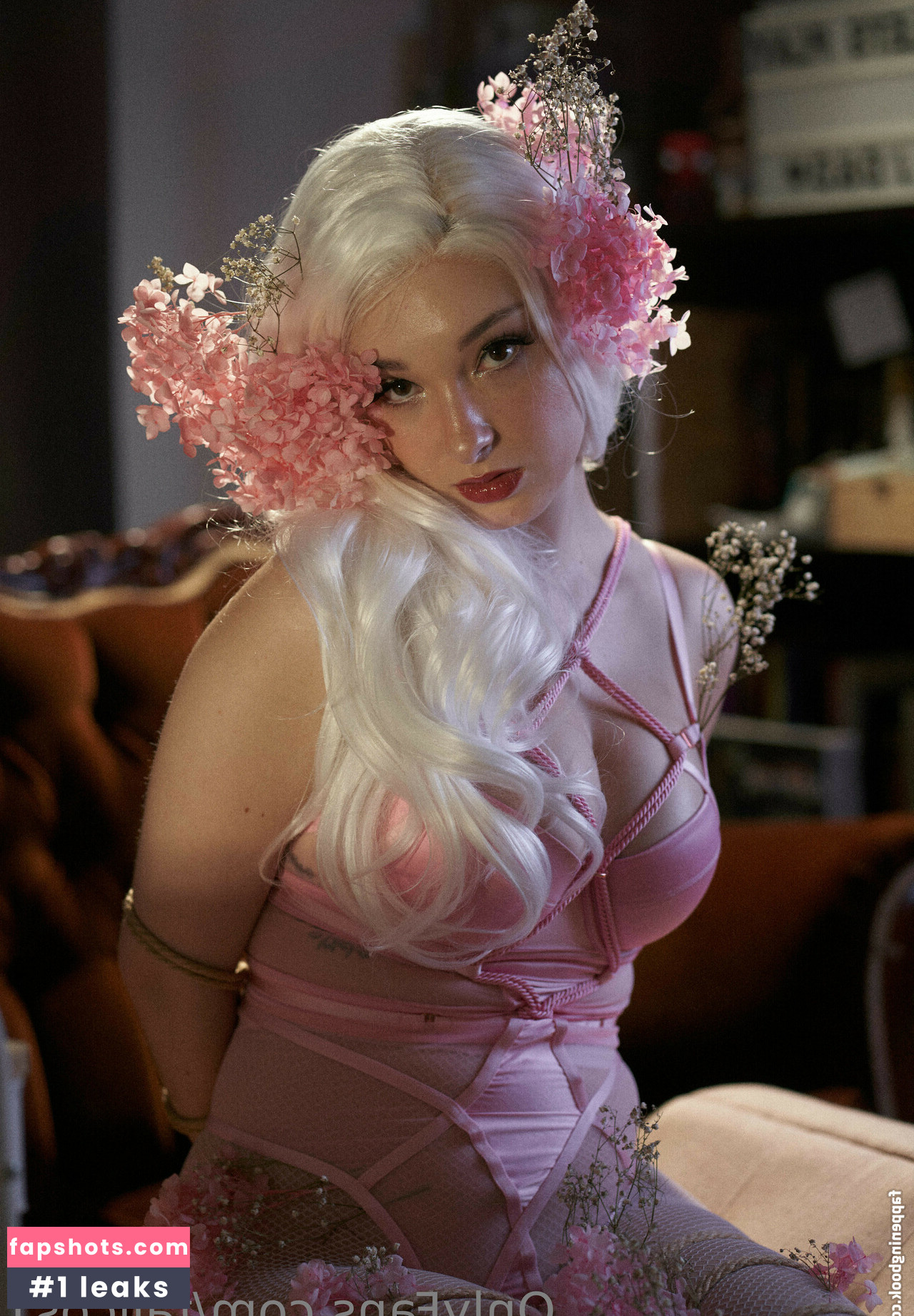 FallCosplay gallery photo #116