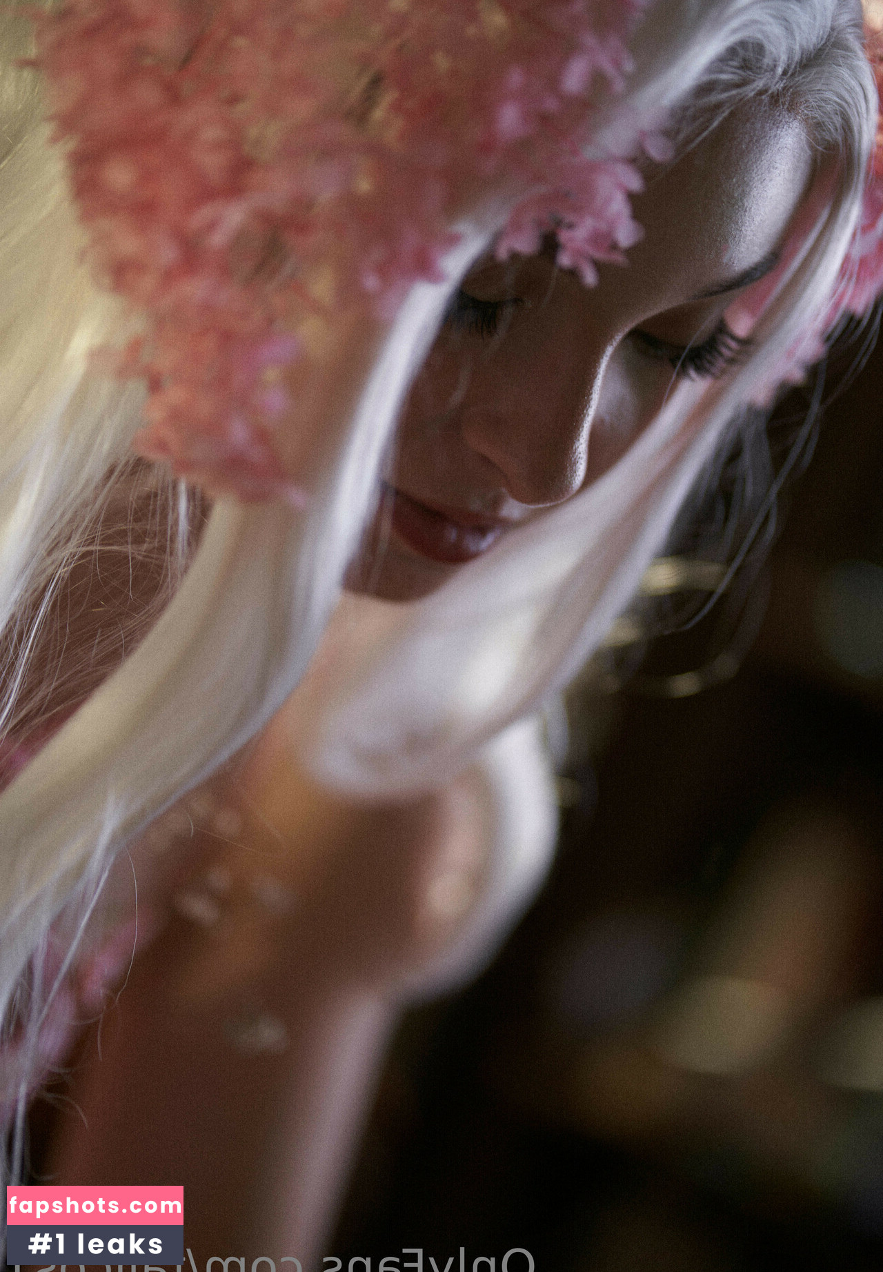 FallCosplay gallery photo #122