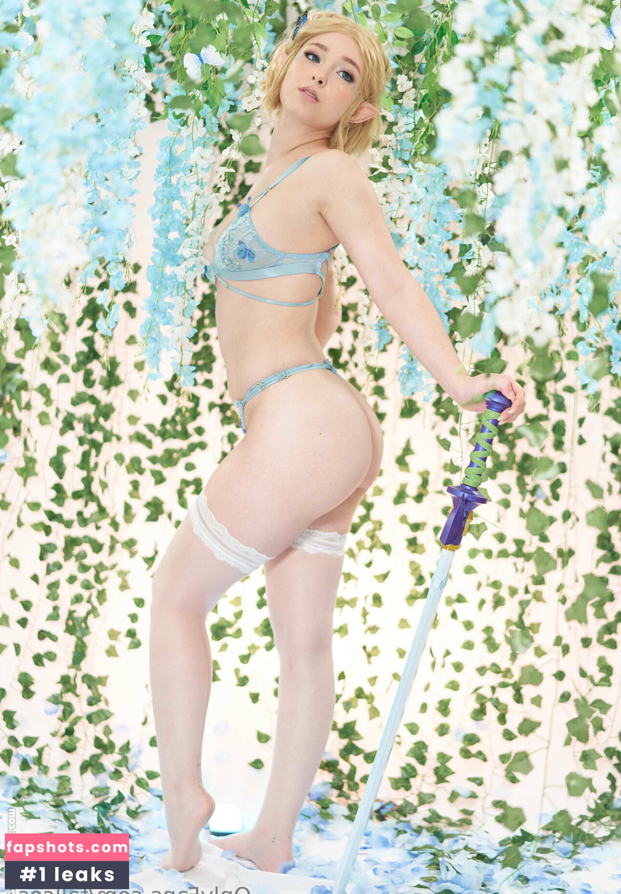 FallCosplay gallery photo #31