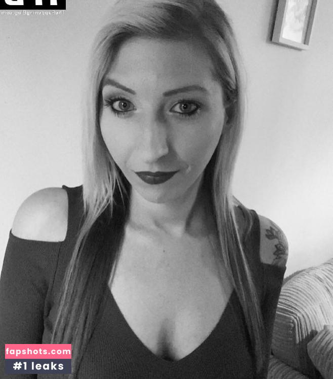 Fallon Sherrock gallery photo #2