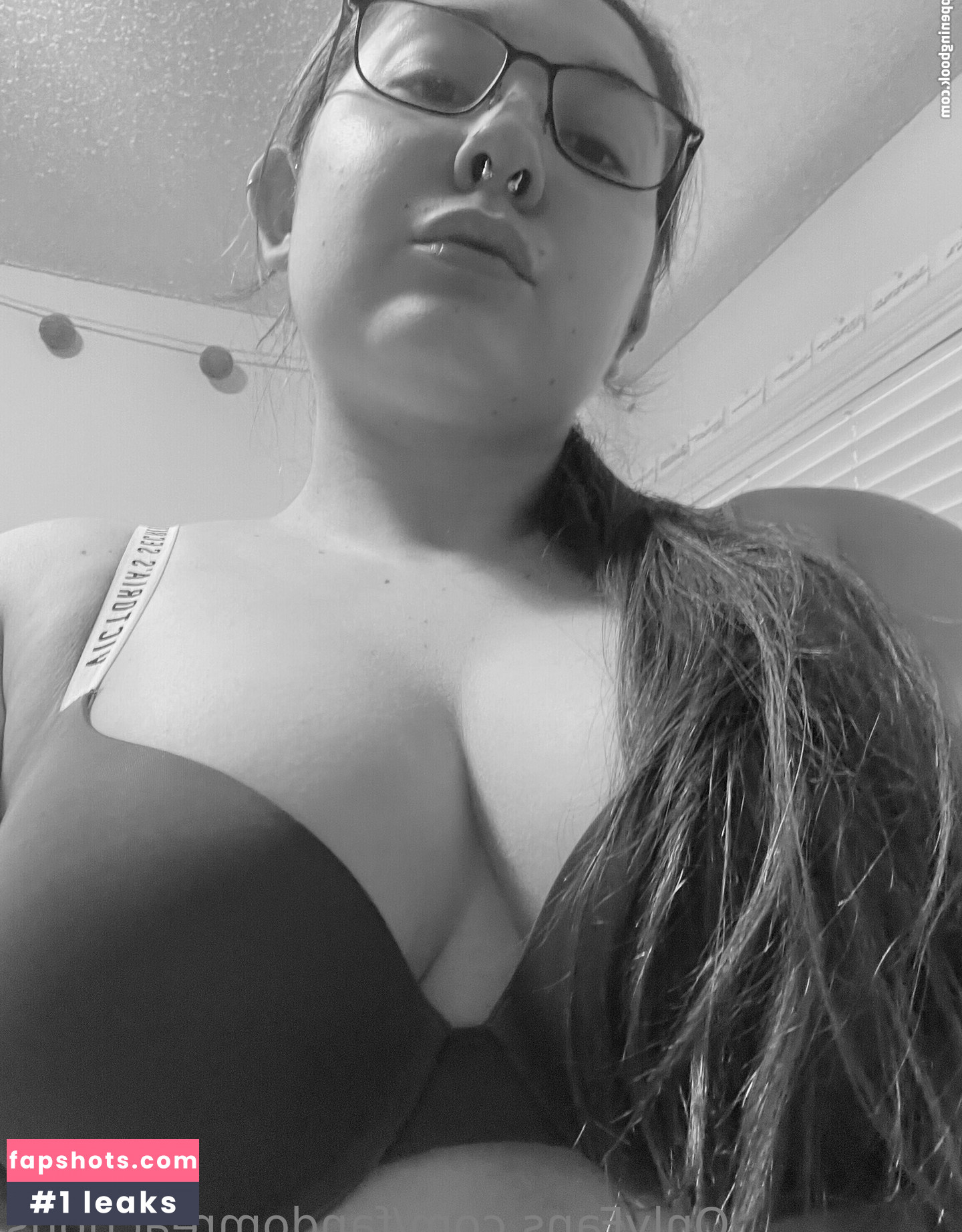 FandomReactions Nahé úniky fotek pouze od fanoušků #125 - Fapshots