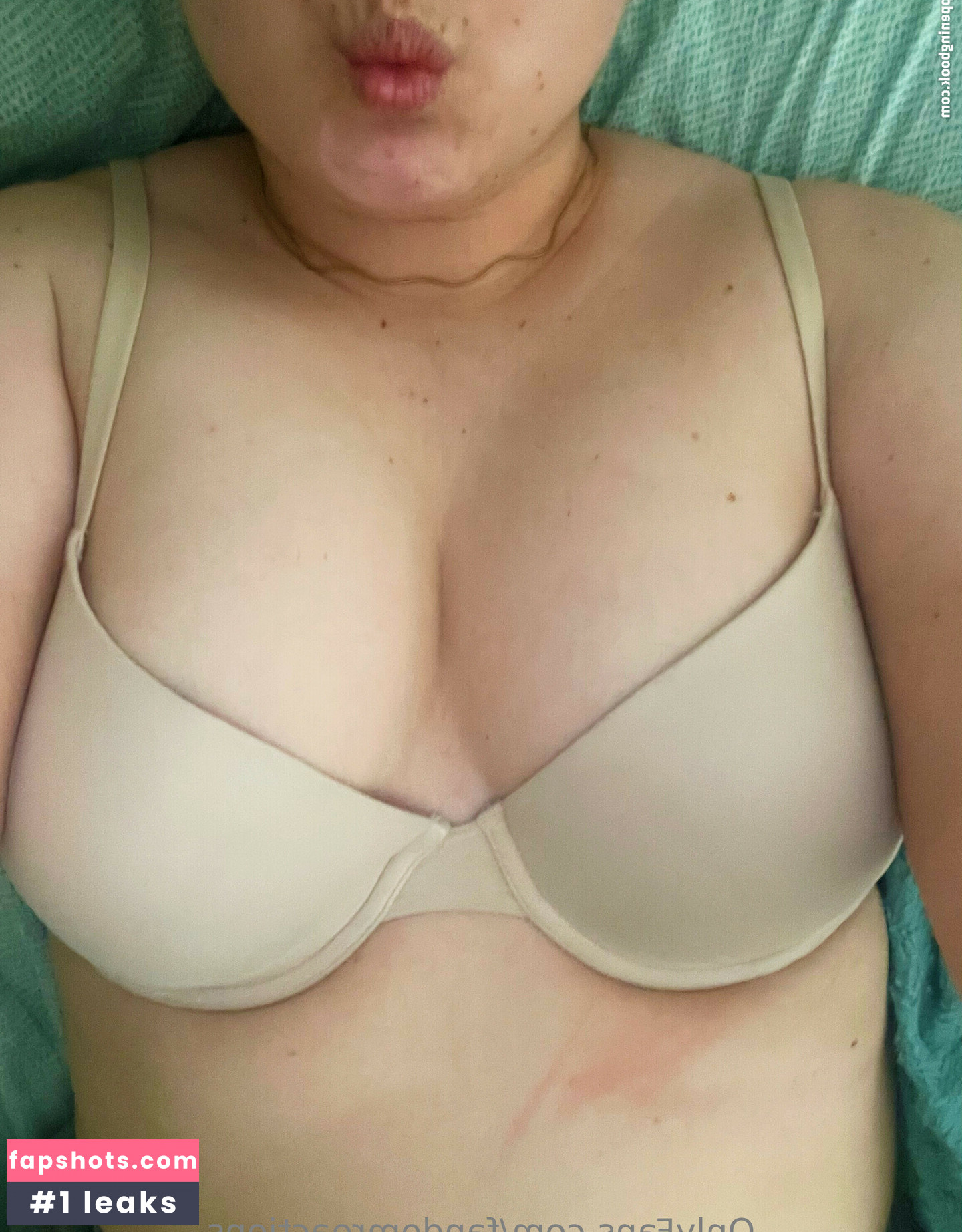 FandomReactions Nahé úniky fotek pouze od fanoušků #4 - Fapshots