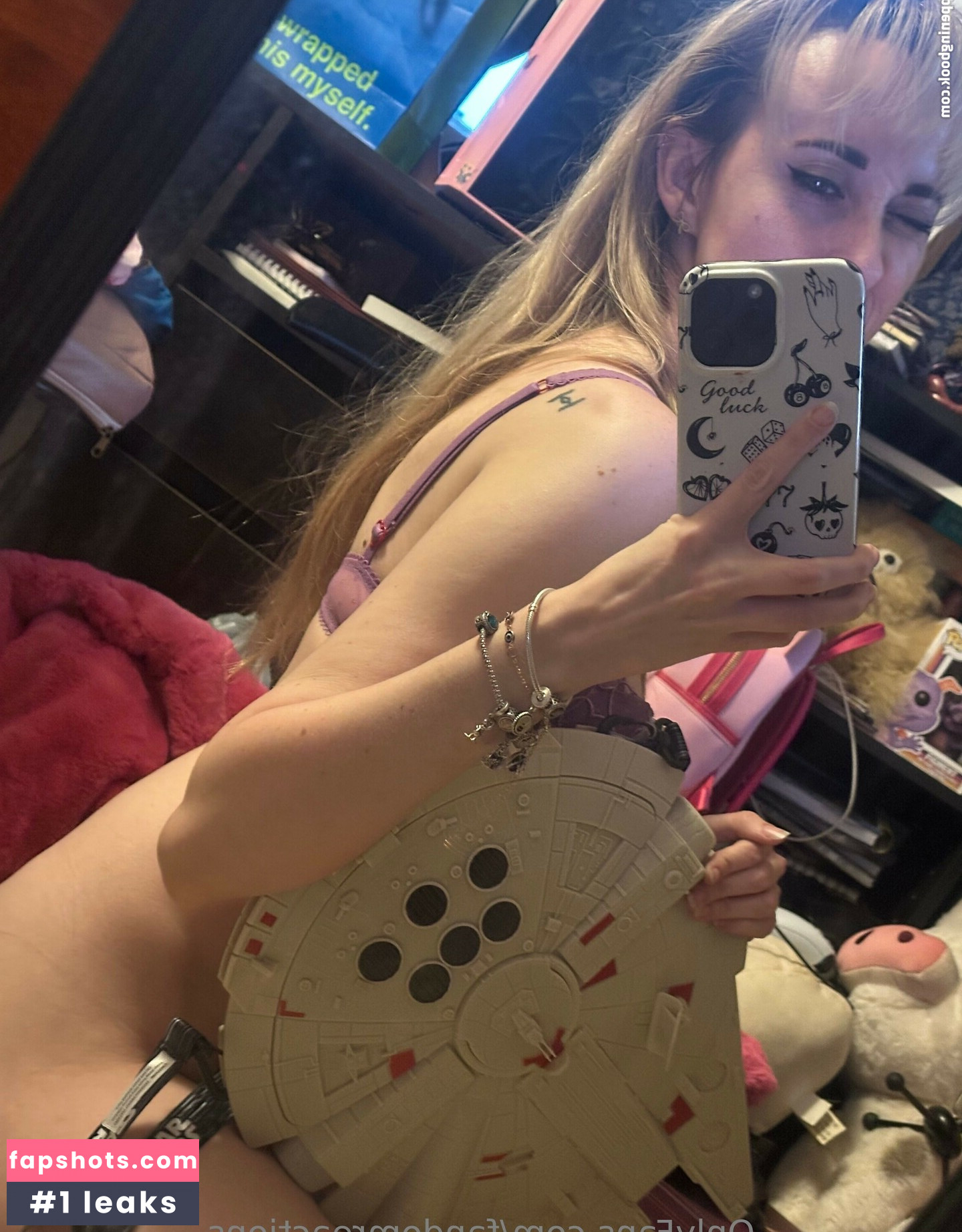 FandomReactions Nahé úniky fotek pouze od fanoušků #8 - Fapshots