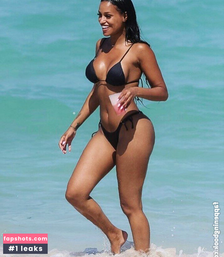Fanny Neguesha gallery photo #3