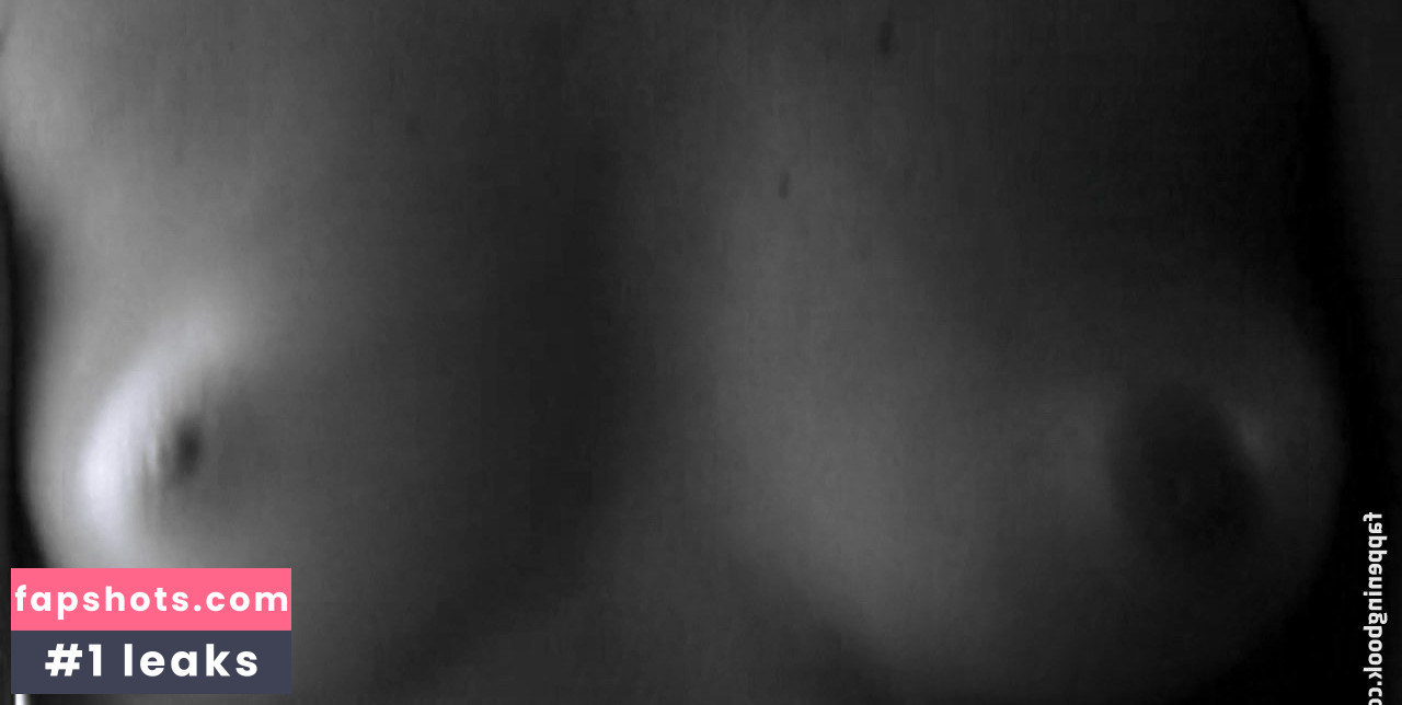 Fanny Touron Nude Leaks OnlyFans Photos #4 - LeakJerk