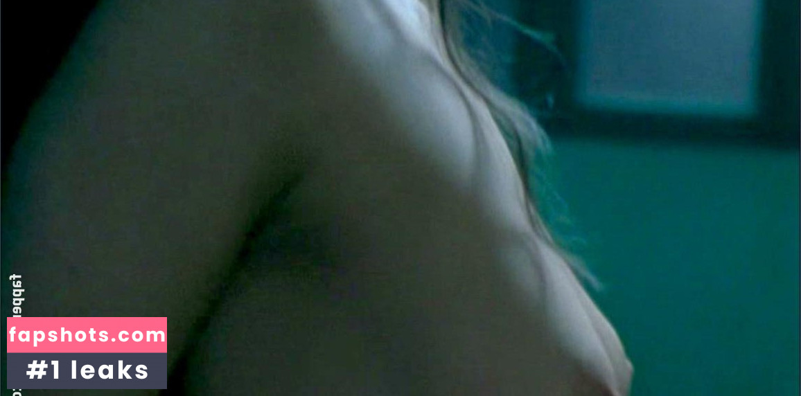 Fanny Valette gallery photo #5