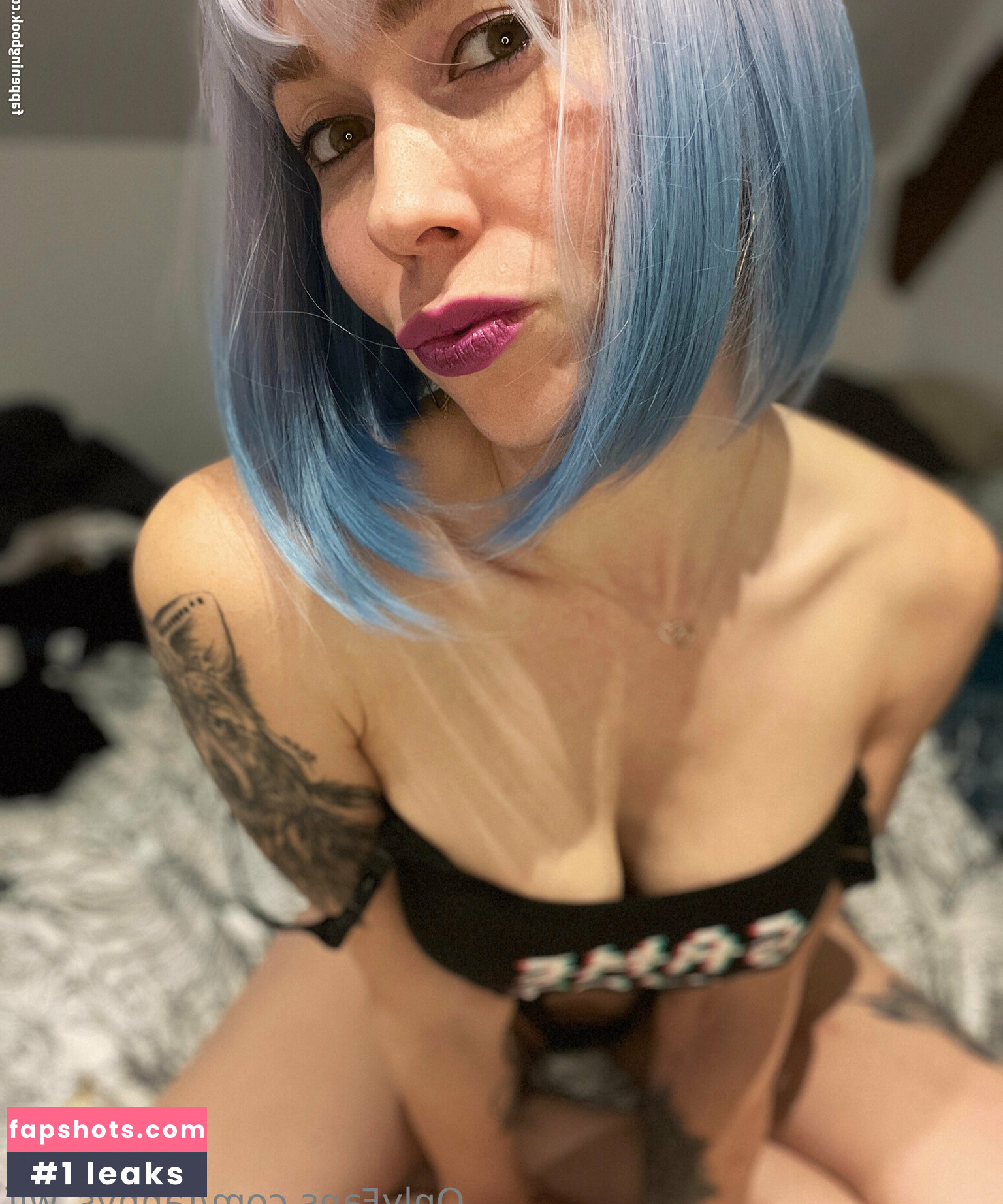 fannys_wlf gallery photo #12