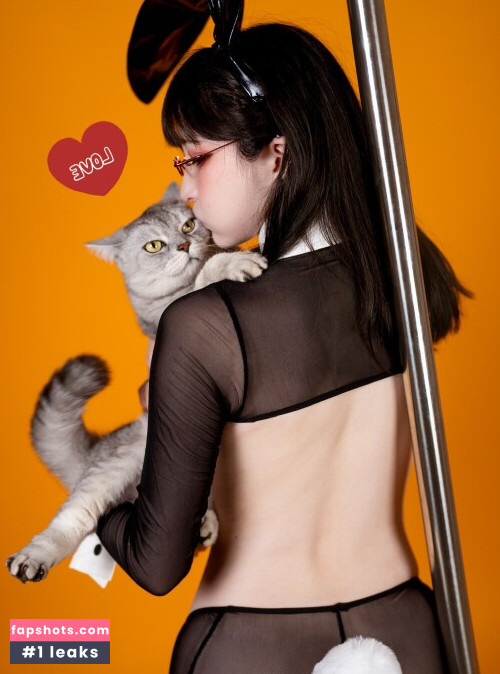 Fantasy Factory gallery photo #578