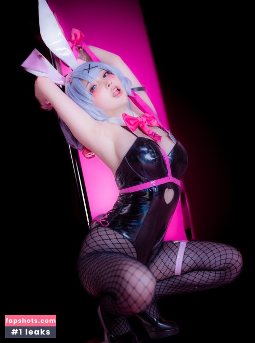 Fantasy Factory gallery photo #584