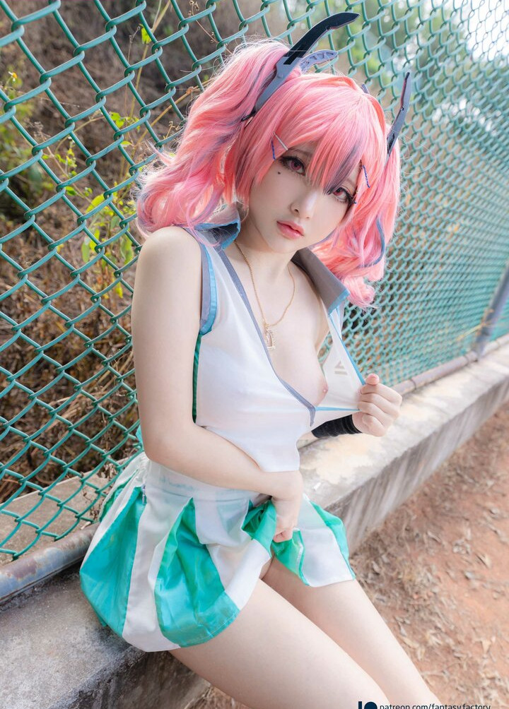 fantasy-factory gallery photo #2050