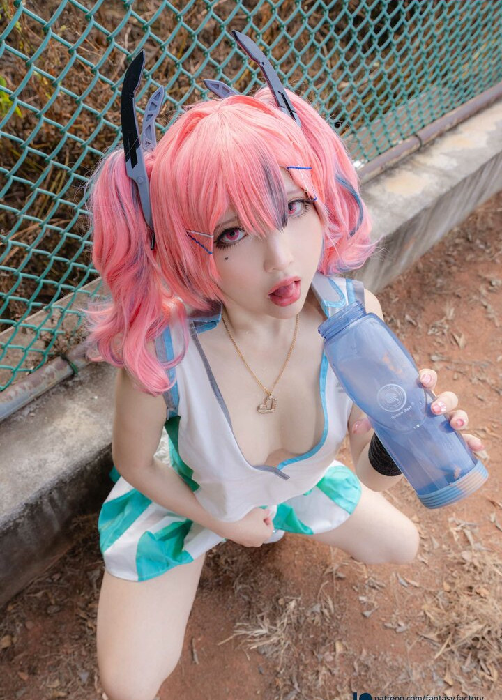 fantasy-factory gallery photo #2051