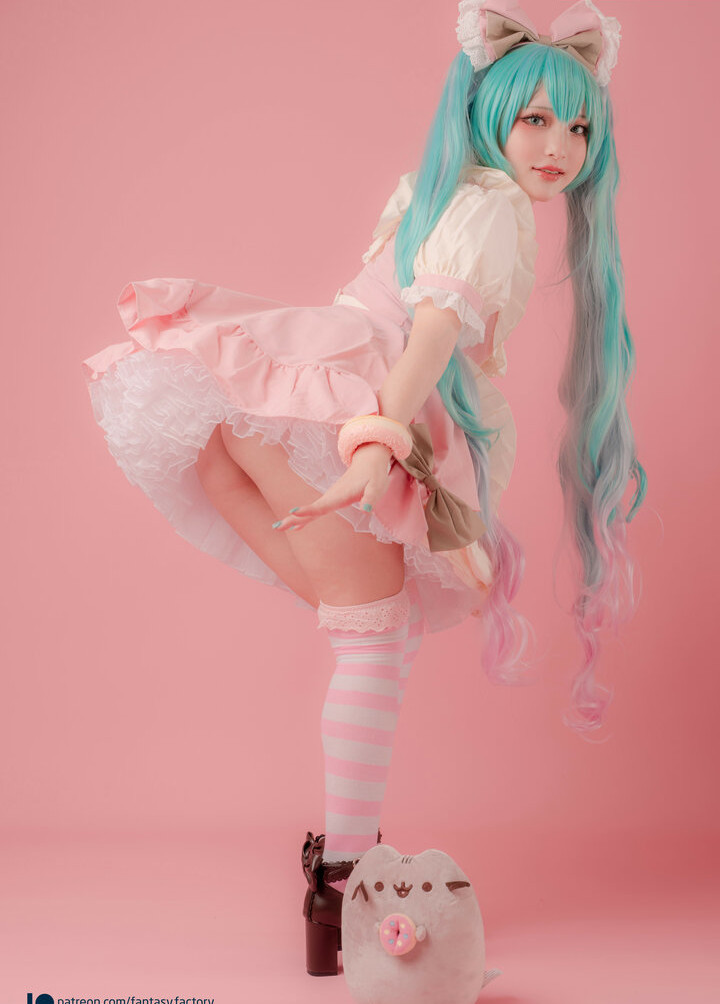 fantasy-factory gallery photo #2072