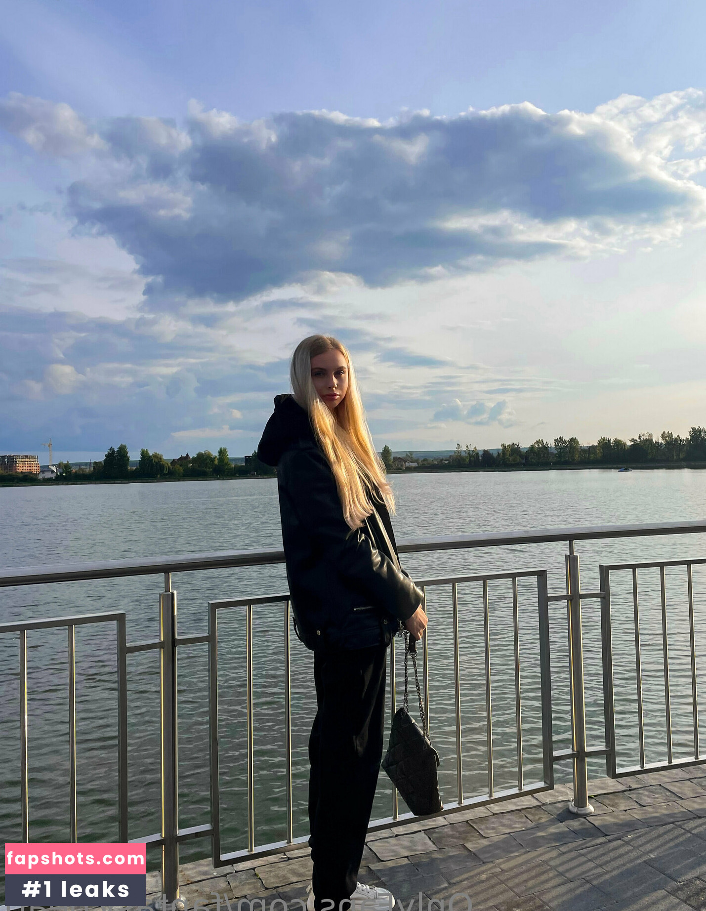 fantasy.pearl gallery photo #43