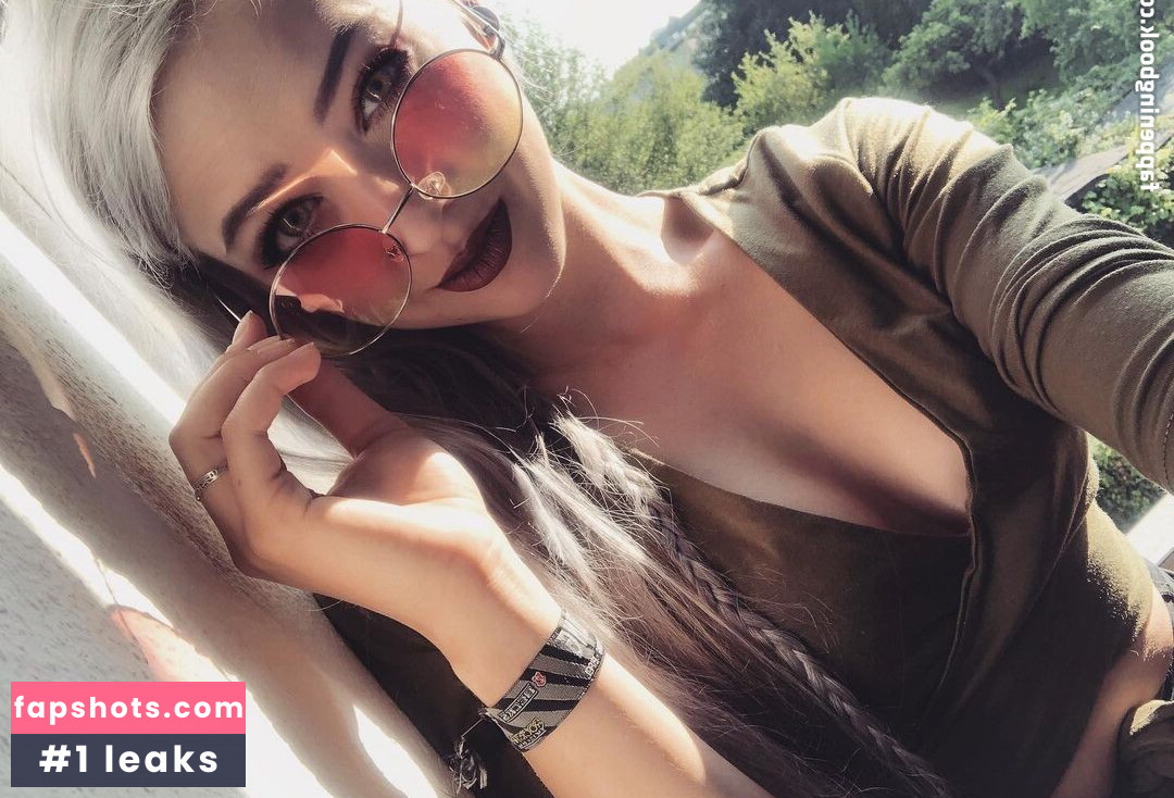 Farbenfuchs gallery photo #130