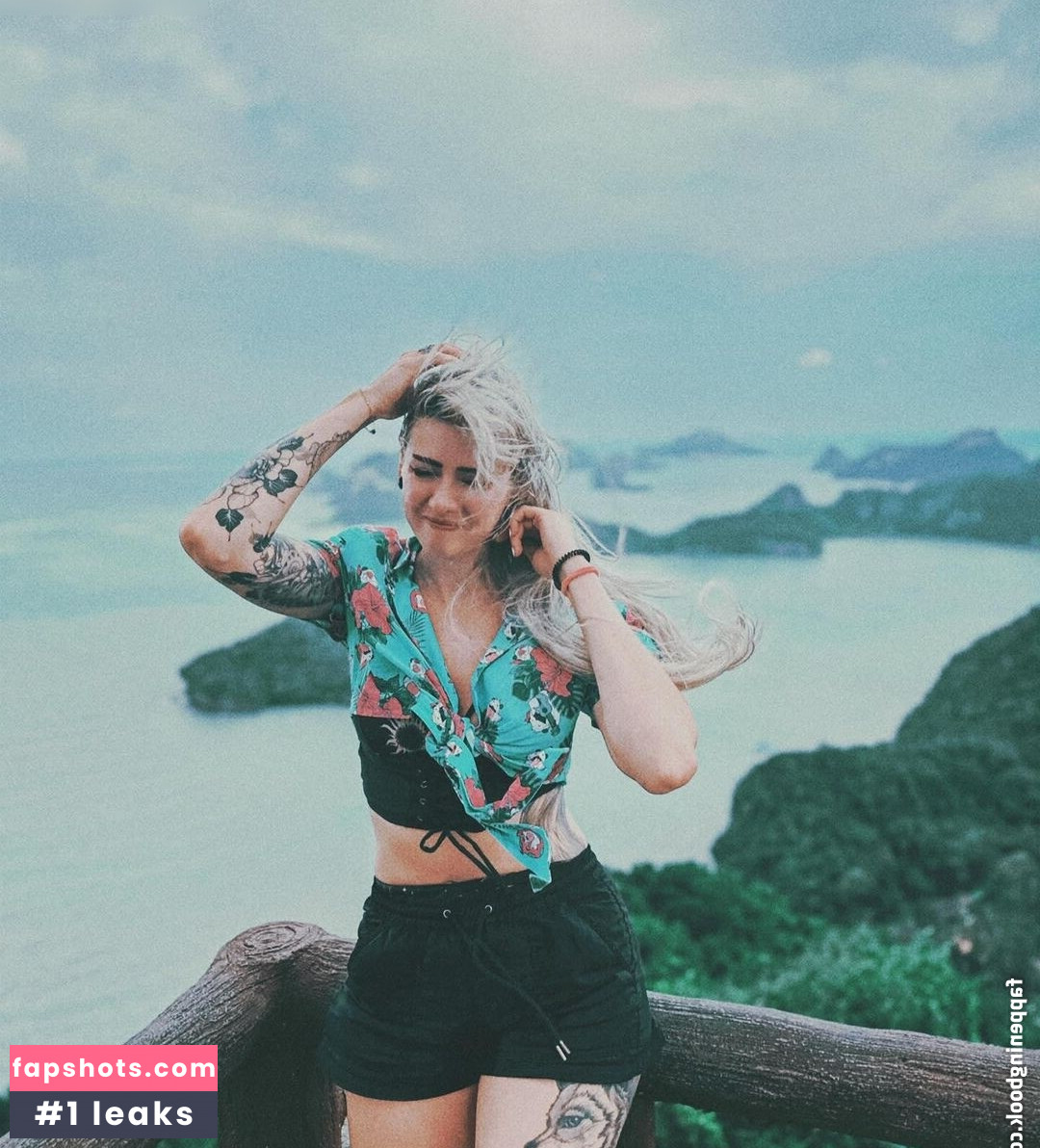 Farbenfuchs gallery photo #57