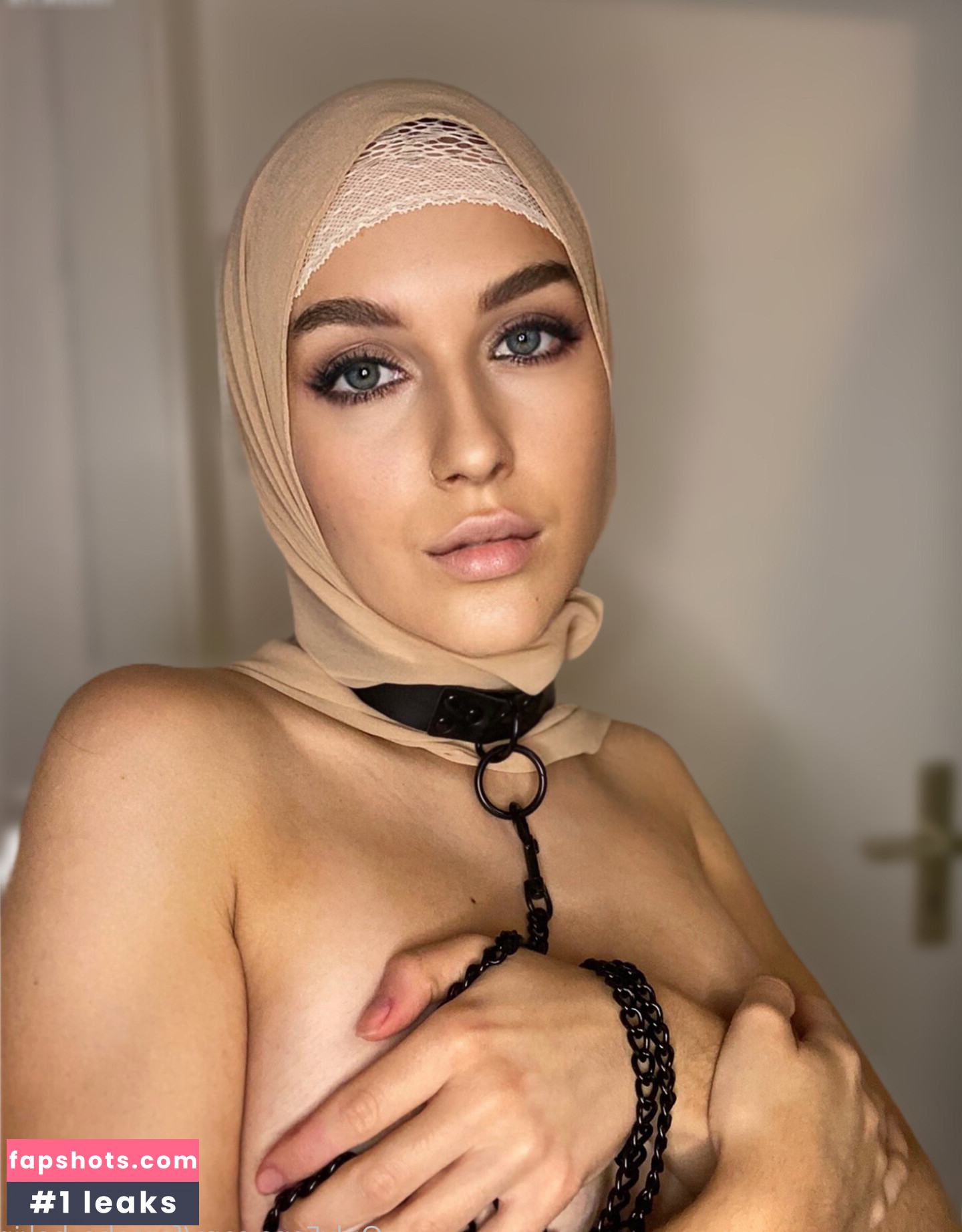 Fareeha Bakir gallery photo #14