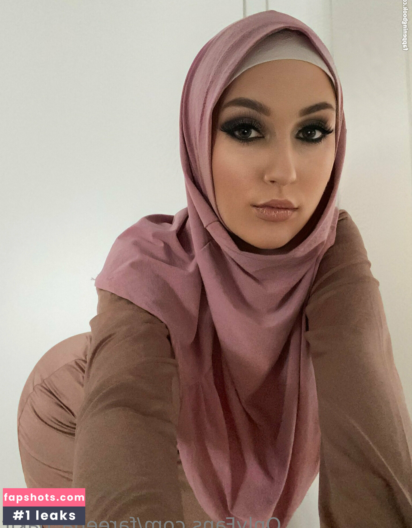 Fareeha Bakir gallery photo #26