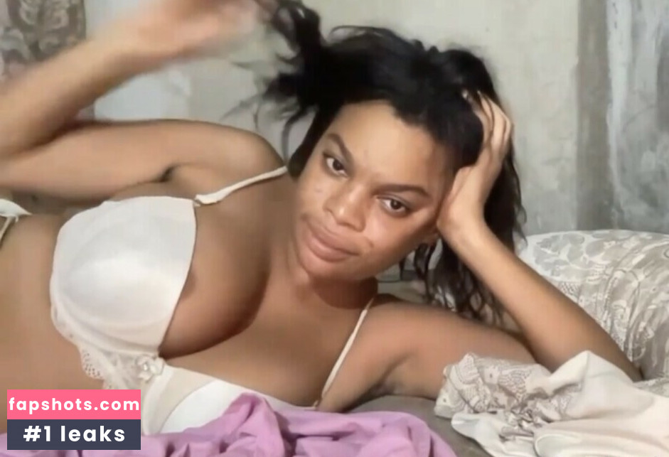 Farmer Girl Jess gallery photo #3