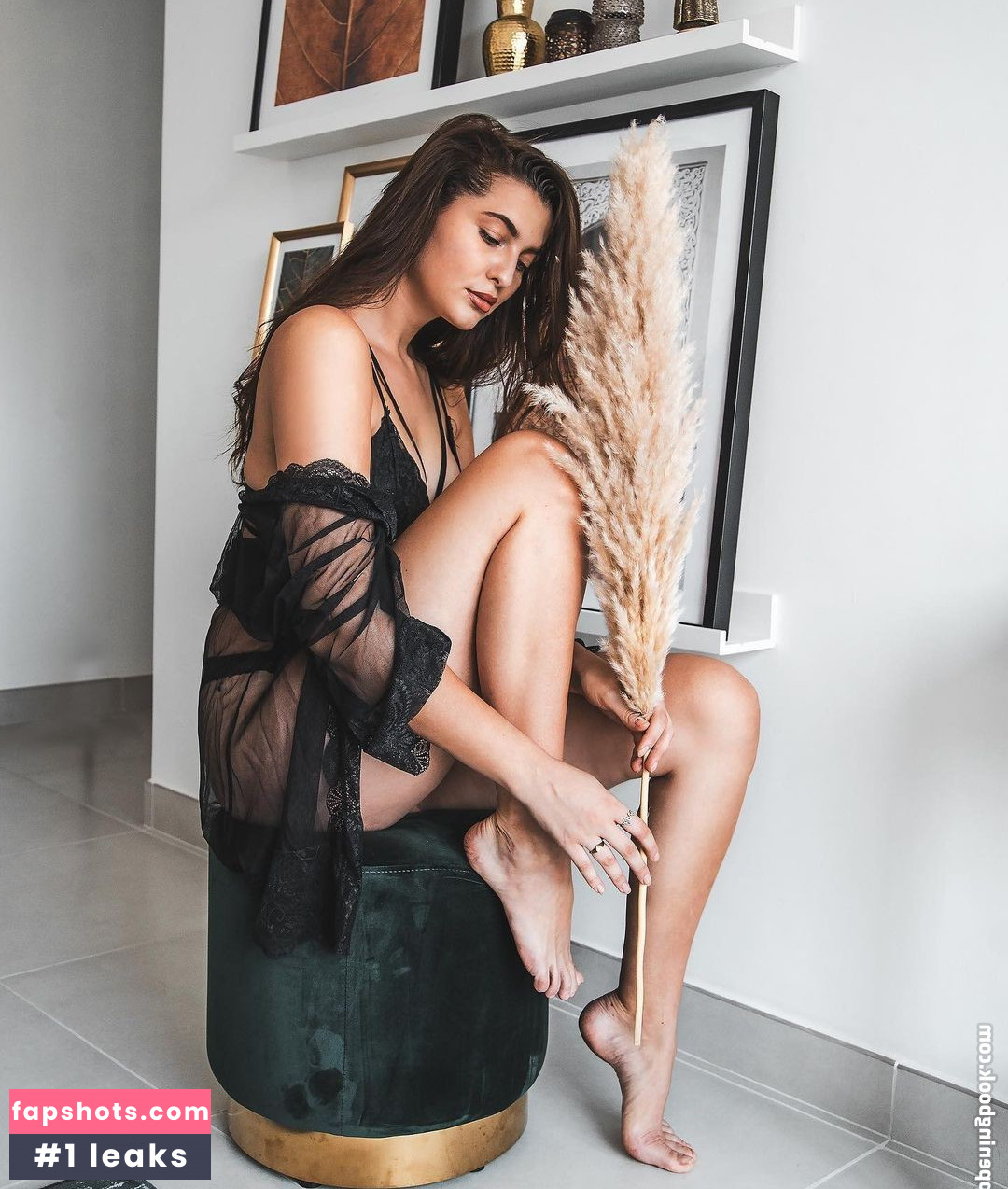 Fata Hasanovic gallery photo #17