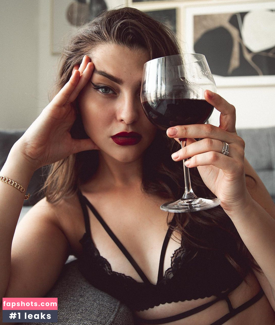 Fata Hasanovic gallery photo #22