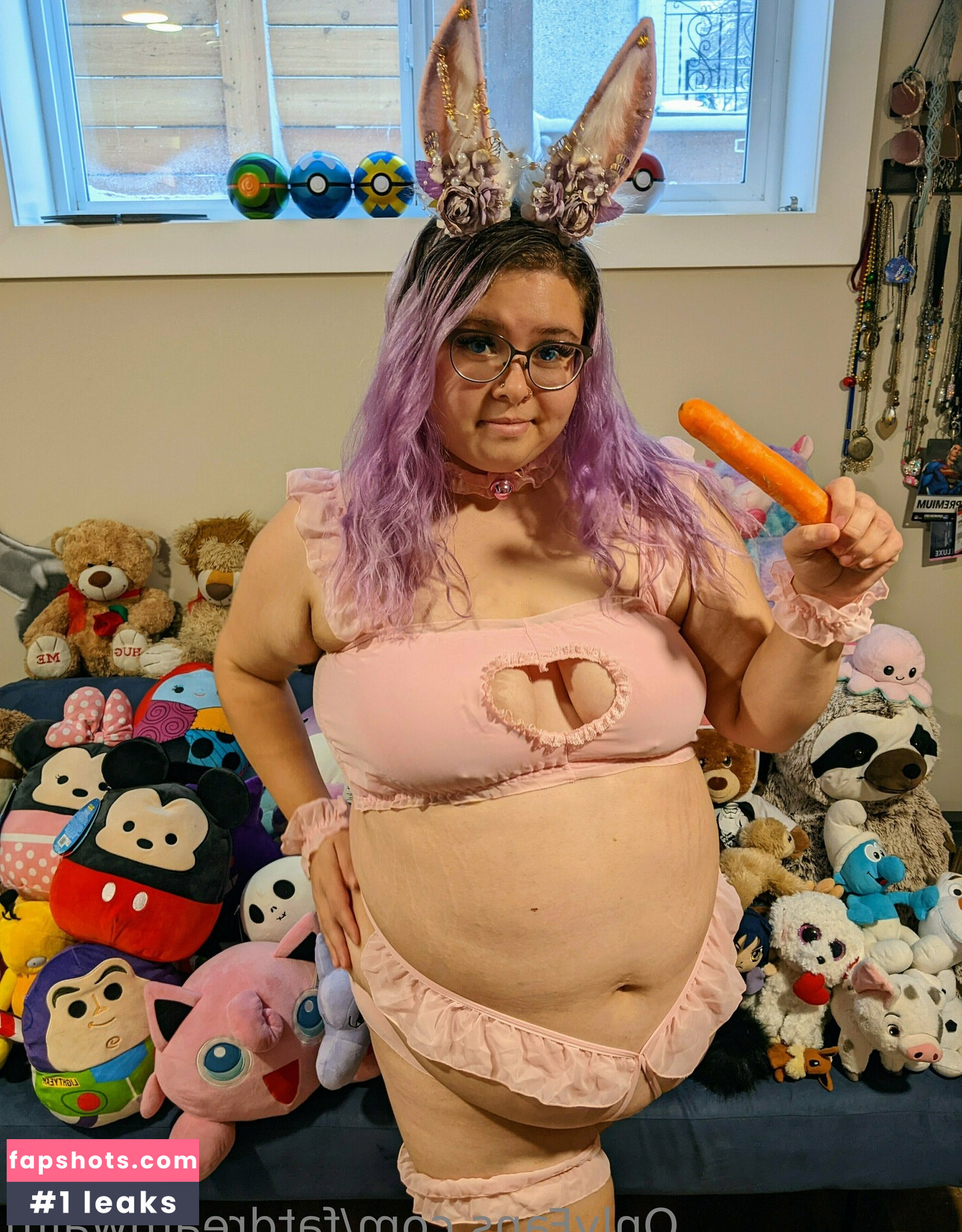 fatdreamwaifu nude babe gallery