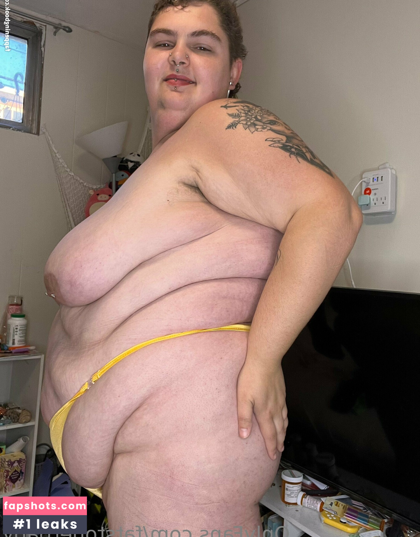 fatstonerbaby Nude Leaks OnlyFans Photos #4 - LeakJerk