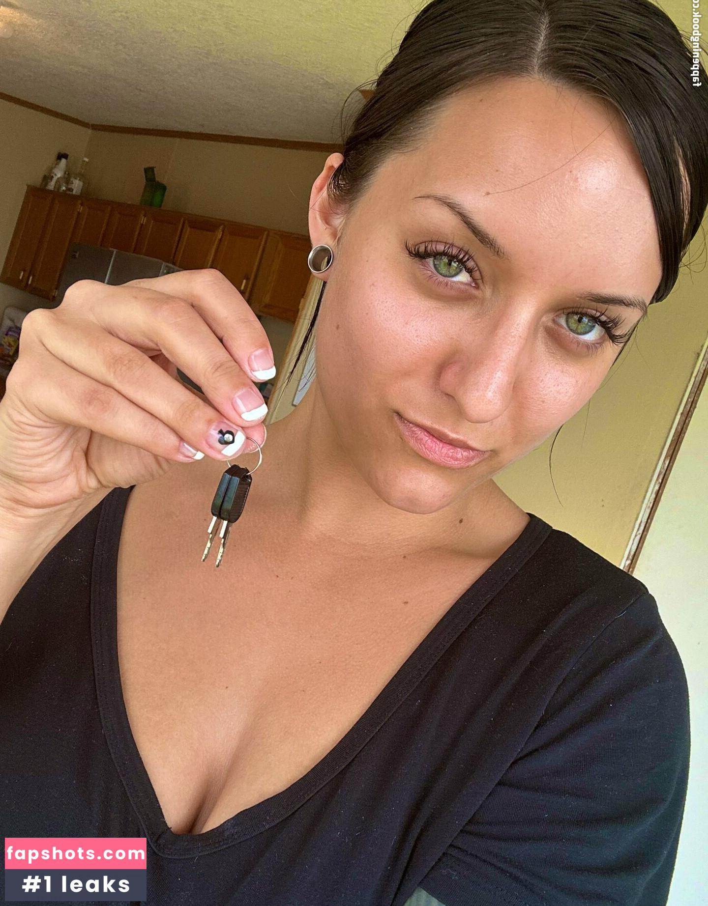 Favorite Hotwife gallery photo #32