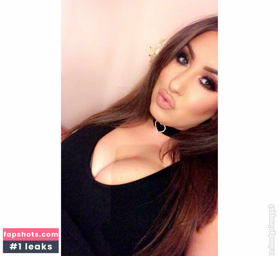 Faye Rainey gallery photo #16