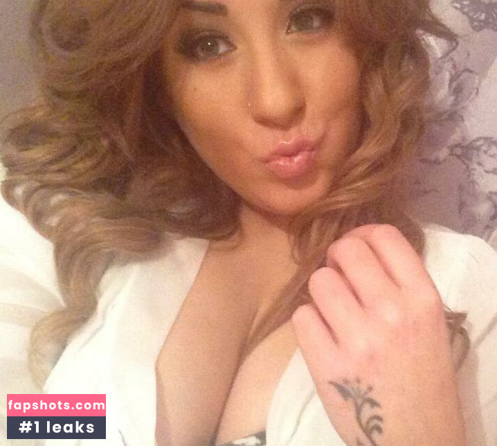 Faye Rainey gallery photo #17