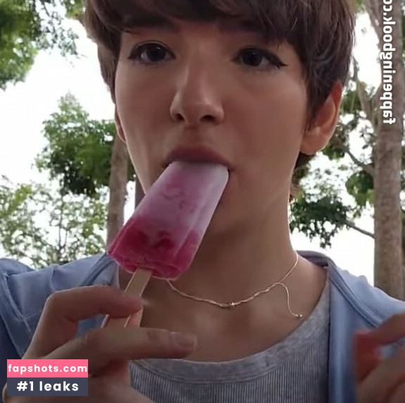 Faye Tan gallery photo #15