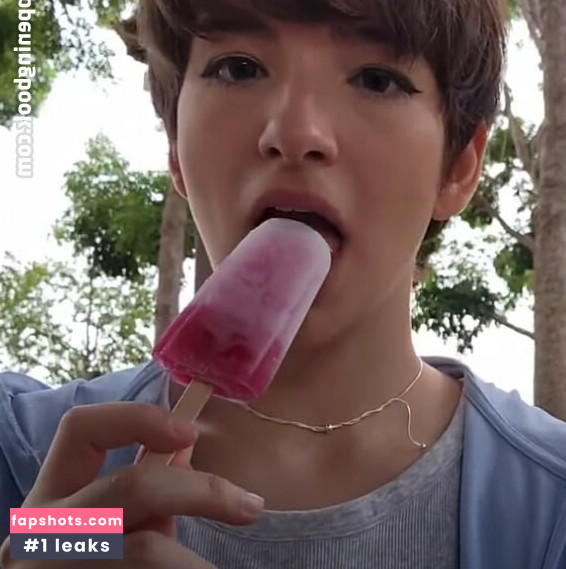 Faye Tan gallery photo #16