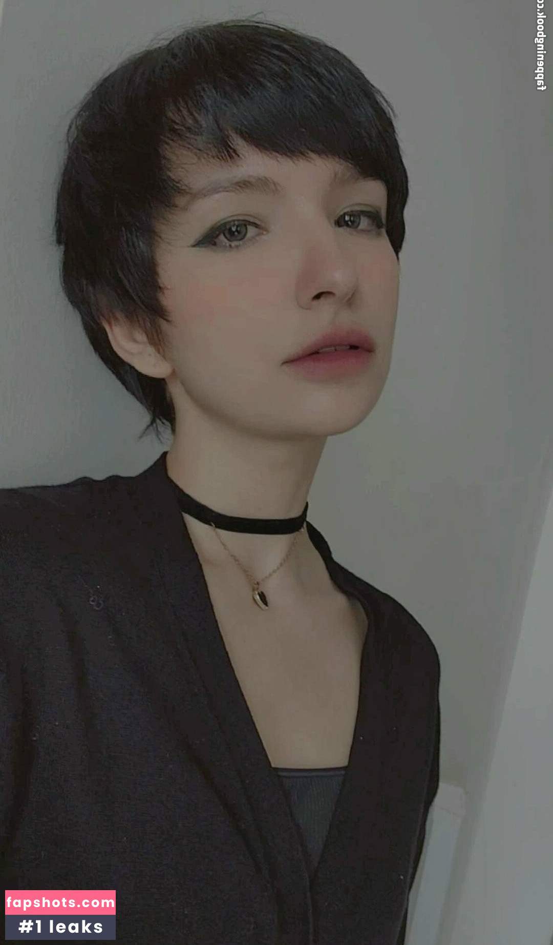 Faye Tan gallery photo #18