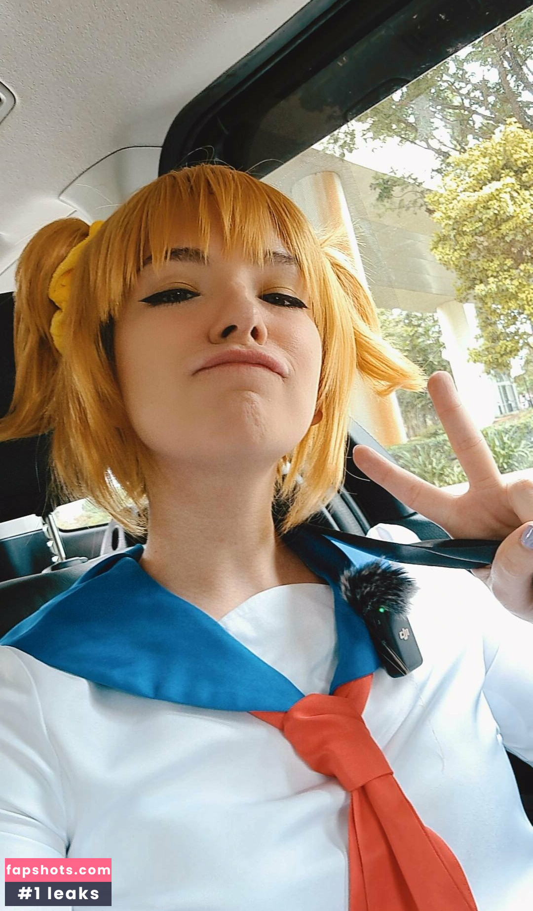 Faye Tan gallery photo #25