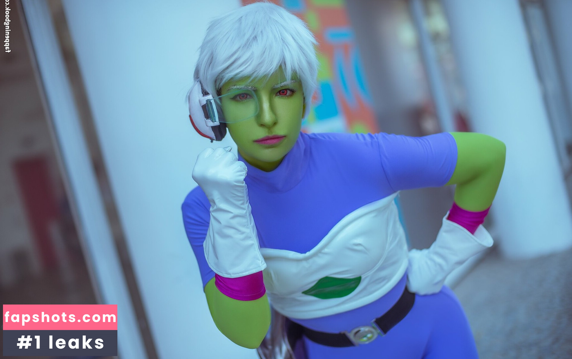 Faye Tan gallery photo #30